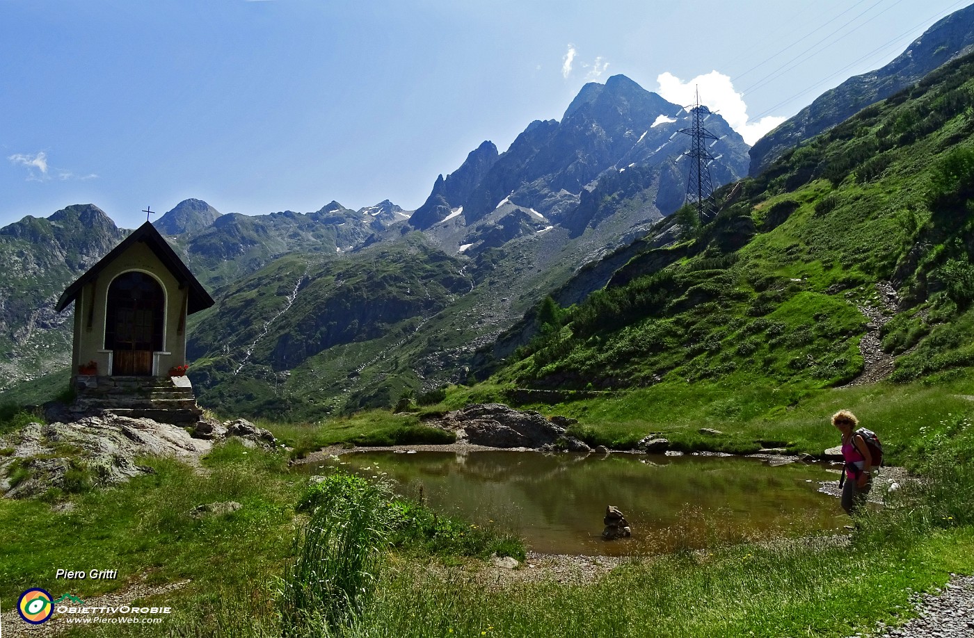 27 Cappelletta con Recastello.JPG -                                